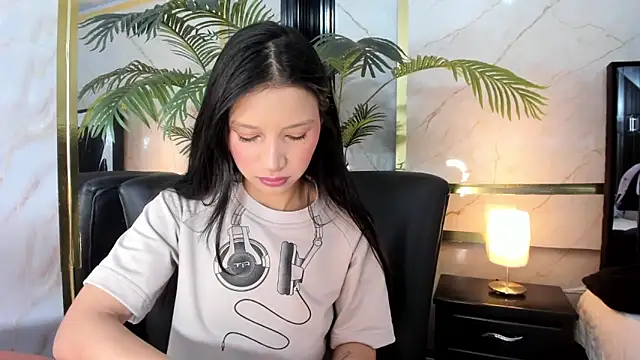 Sophie Calloway online show from 03/04/26, 03:20