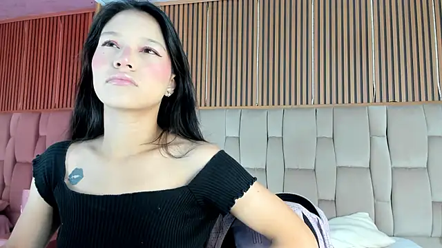 Sophie Calloway online show from 02/16/26, 02:05