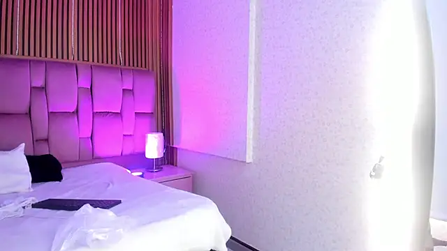 Sophie Calloway online show from 01/14/26, 02:09