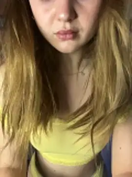 Snapshot of Emaline_Fane chatting on 04/23/26, 09:05 Emaline Fane online show from 04/23/26, 09:05