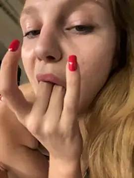 Emaline Fane online show from 10/29/25, 07:35