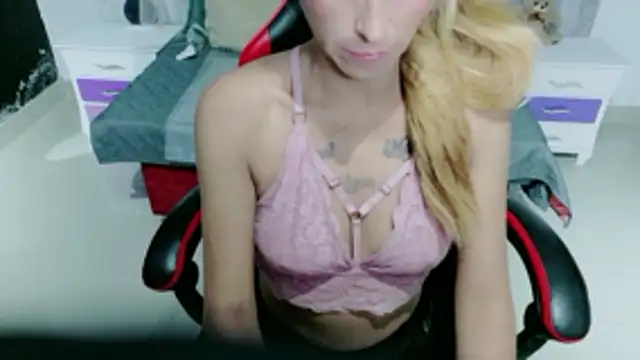 charlotte phaeton online show from 02/12/26, 12:32