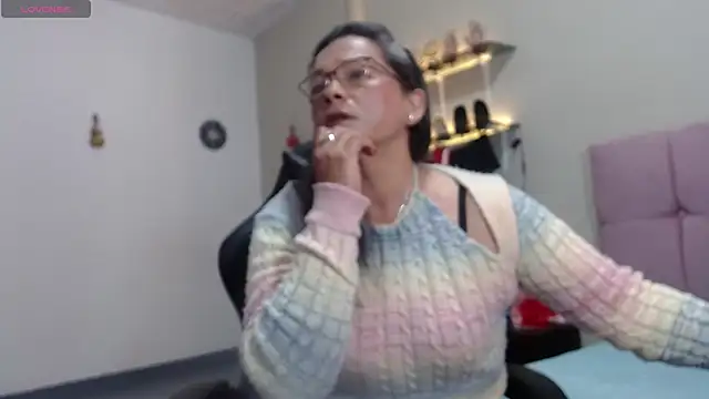 SolVegaNaciente online show from 11/02/25, 03:22