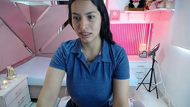Snapshot of Mia_garcia28 chatting on 05/11/26, 01:12 Mia garcia28 online show from 05/11/26, 01:12