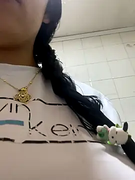 Snapshot of Mia_garcia28 chatting on 12/02/25, 12:51 Mia garcia28 online show from 12/02/25, 12:51