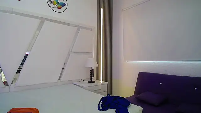 Snapshot of Mia_garcia28 chatting on 11/08/25, 07:50 Mia garcia28 online show from 11/08/25, 07:50