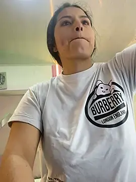 Mia garcia28 online show from 01/16/26, 08:13