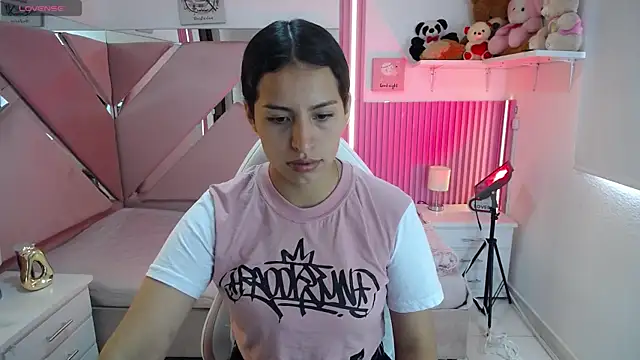 Mia garcia28 online show from 03/09/26, 06:33