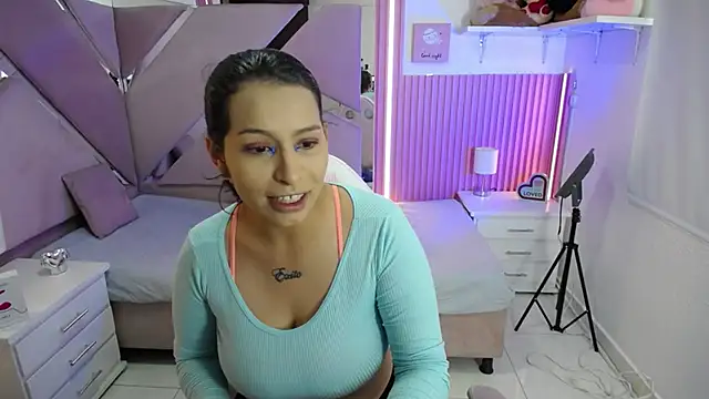 Snapshot of Mia_garcia28 chatting on 11/10/25, 07:08 Mia garcia28 online show from 11/10/25, 07:08