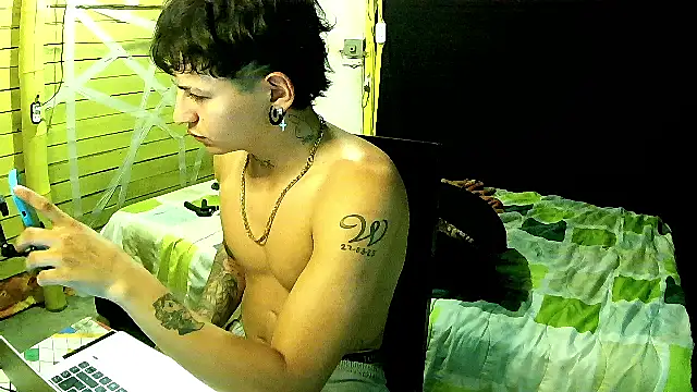 Ebebyjuan online show from 05/05/26, 09:07