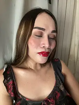 RomanticPearlTS online show from 06/05/26, 02:49