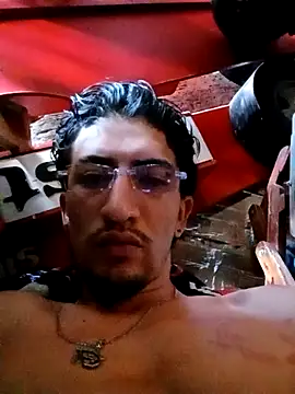 Snapshot of _alexx_69_ chatting on 10/06/25, 07:47 alexx 69 online show from 10/06/25, 07:47