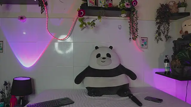 Lana Herondale online show from 04/10/26, 04:19