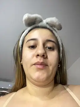 Snapshot of Lana_Herondale chatting on 09/22/25, 08:26 Lana Herondale online show from 09/22/25, 08:26