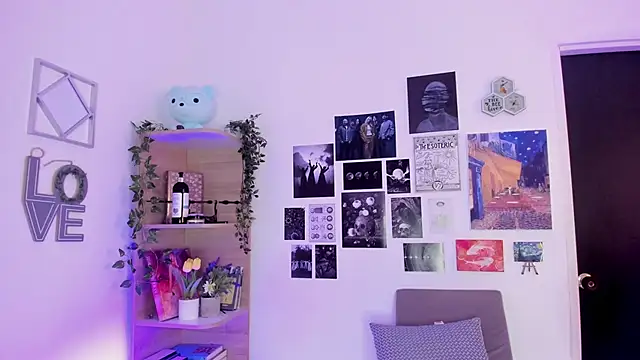 Snapshot of Lana_Herondale chatting on 09/28/25, 09:00 Lana Herondale online show from 09/28/25, 09:00