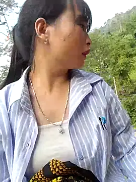 Sunyinn online show from 10/30/25, 12:53