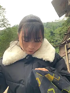 Sunyinn online show from 11/21/25, 01:48