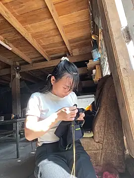 Sunyinn online show from 11/25/25, 05:52