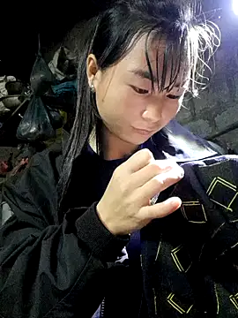 Sunyinn online show from 11/18/25, 06:17