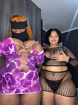 Thick Ass Barbiie online show from 04/30/26, 07:43