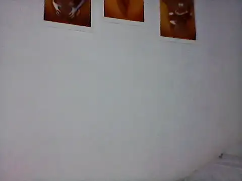 nhayasquirt online show from 10/08/25, 10:21