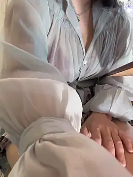 Bonnie-2k online show from 03/04/26, 05:59