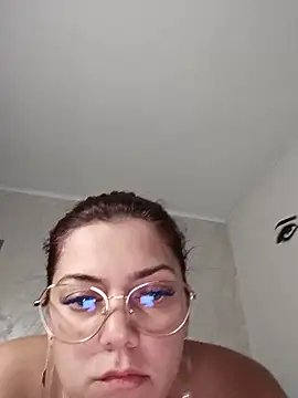 Snapshot of LadyNora chatting on 06/15/26, 06:40 LadyNora online show from 06/15/26, 06:40