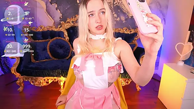 LilElfie online show from 11/19/25, 09:59