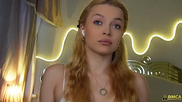 kellypeachcake online show from 11/19/25, 05:18