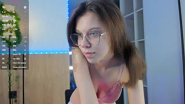 Xonalenei online show from 02/20/26, 08:11