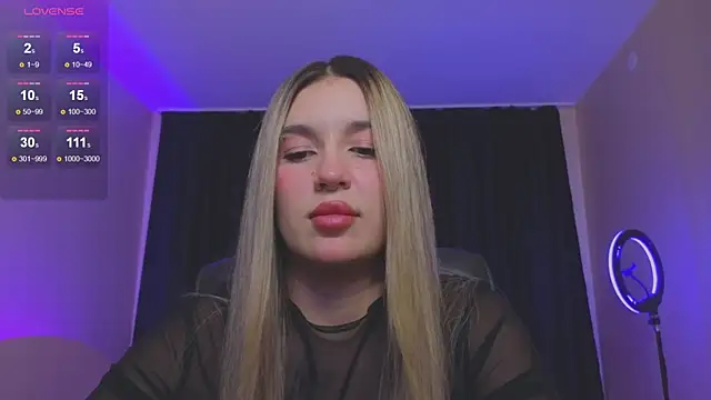 RoxyChill online show from 10/17/25, 07:37