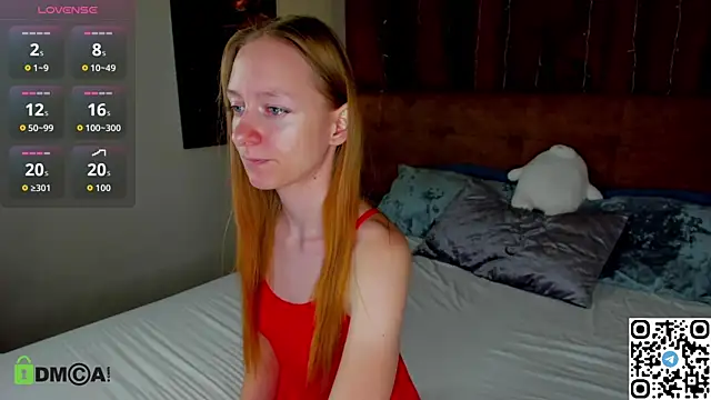 Mia E1fie online show from 09/14/25, 09:31