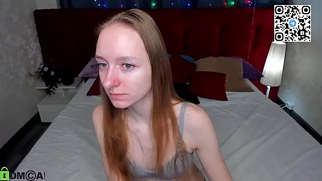 Mia E1fie online show from 03/21/26, 12:01