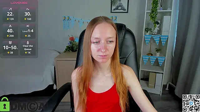 Mia E1fie online show from 10/11/25, 06:03