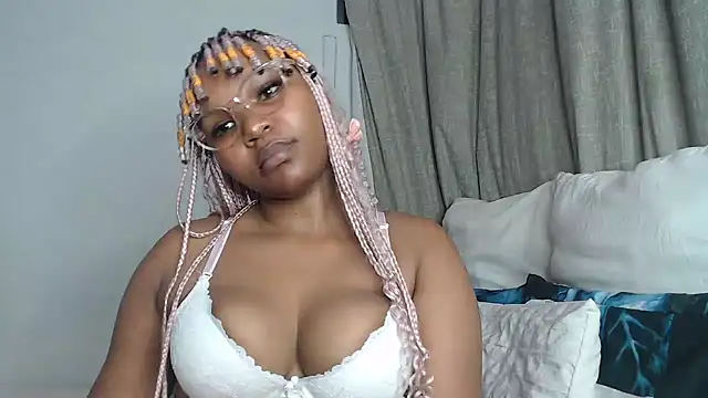 DarrkDeeva68 online show from 11/24/25, 05:02