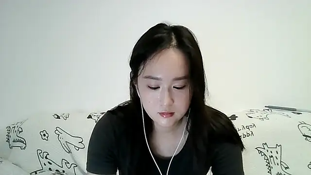 Snapshot of Belinda66 chatting on 09/25/25, 01:17 Belinda66 online show from 09/25/25, 01:17