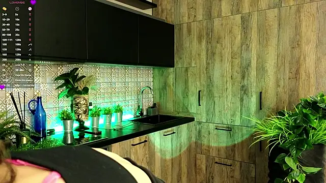 DebiHenks online show from 03/12/26, 05:06