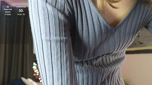 DebiHenks online show from 10/27/25, 05:03