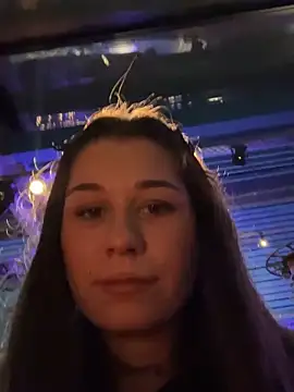 ReyaBlake online show from 11/11/25, 04:24