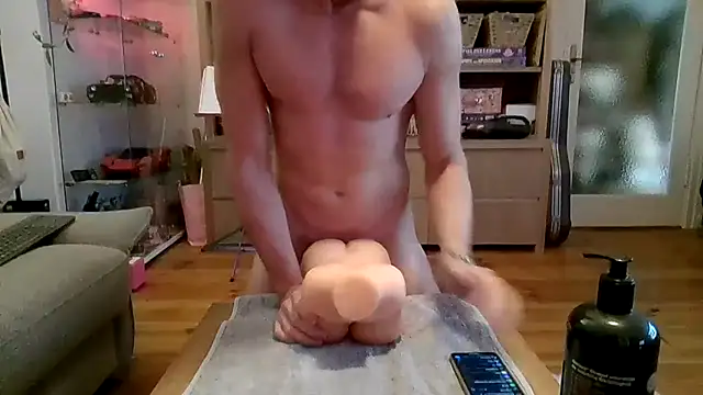 Knecker online show from 11/27/25, 09:54