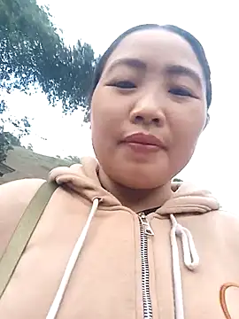 PhamPhung online show from 02/15/26, 12:00