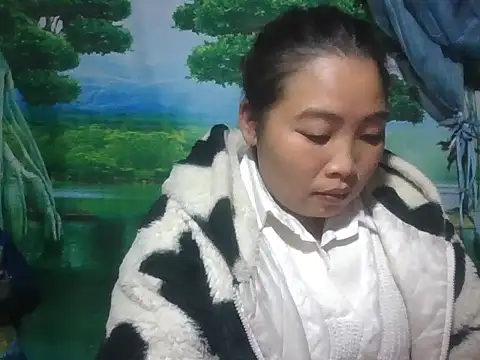 PhamPhung online show from 12/01/25, 12:39