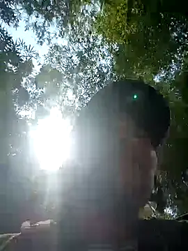 PhamPhung online show from 10/28/25, 03:29