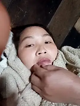 PhamPhung online show from 12/17/25, 02:11