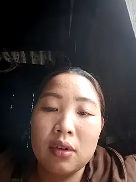 PhamPhung online show from 11/17/25, 02:37