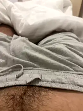 Snapshot of c2c3finm chatting on 09/12/25, 02:23 c2c3finm online show from 09/12/25, 02:23