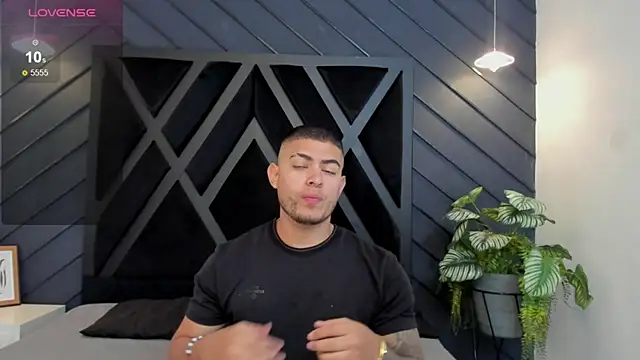 marco garciia  online show from 10/30/25, 11:12