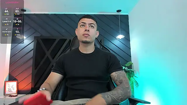 marco garciia  online show from 12/02/25, 11:17