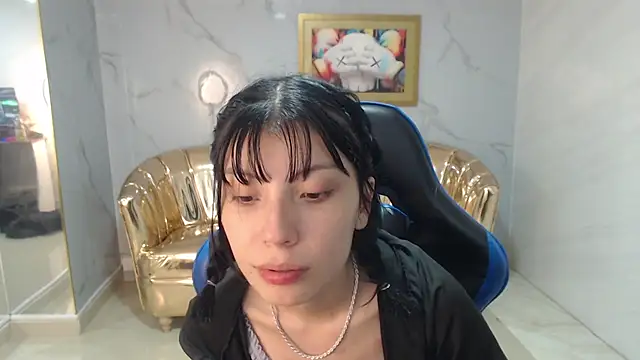 verana s online show from 10/24/25, 08:35