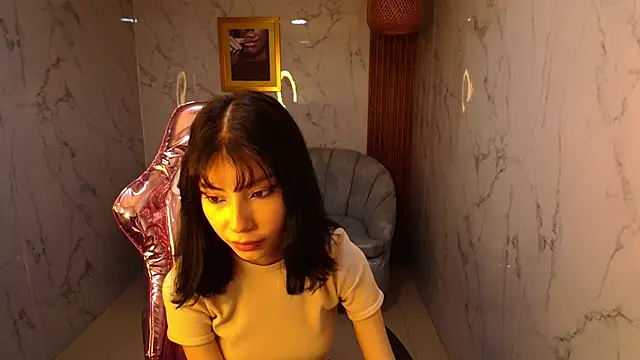 verana s online show from 10/30/25, 11:12